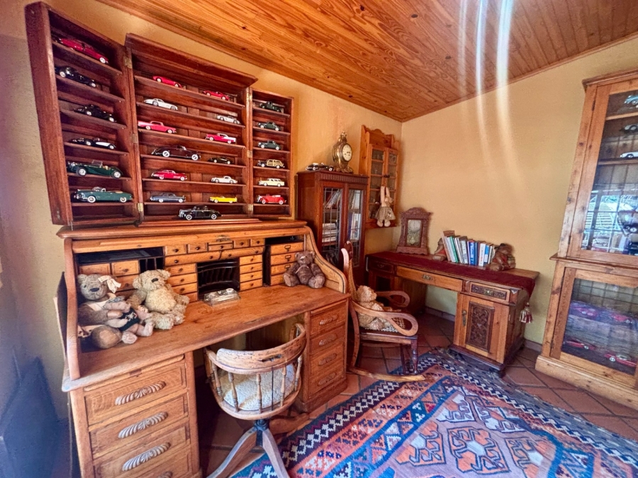 4 Bedroom Property for Sale in Wilkoppies North West